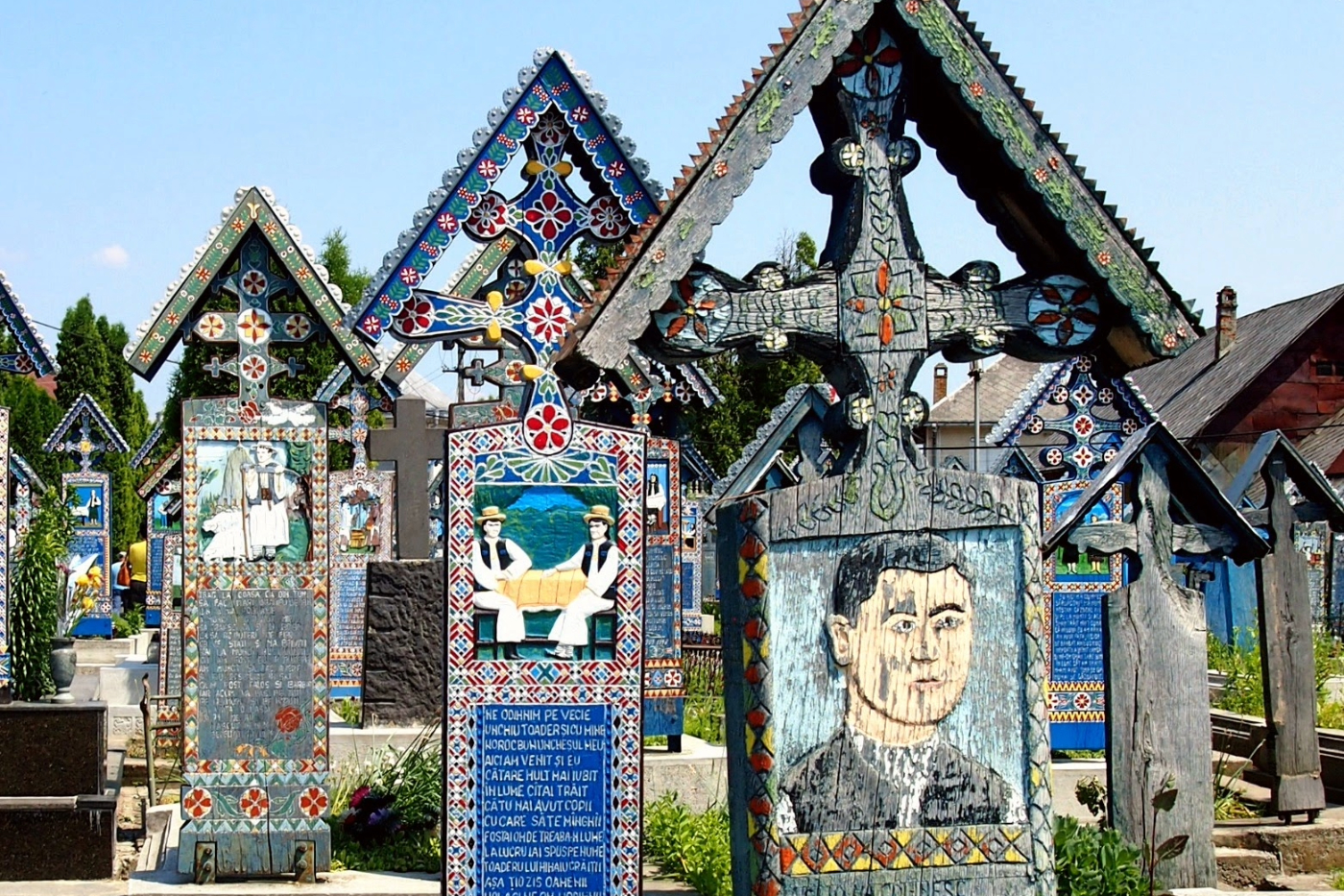 romania blue cemetarybest coolest things to do in romania cemetary